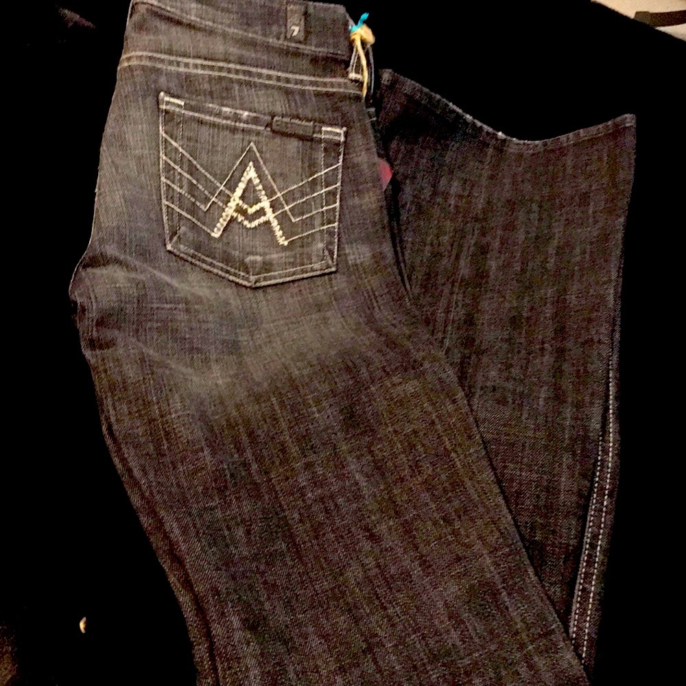 Jeans - Picture 12 of 16
